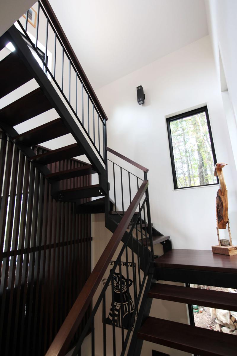 Maison Laurentides escalier vers le haut